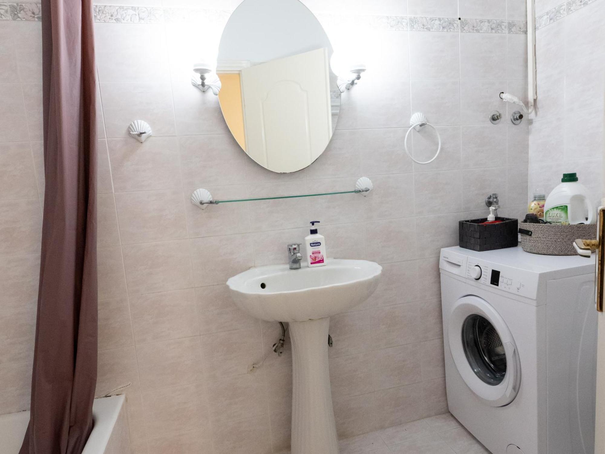 Mando Patrasso - Classical Apartment In The Center Of Patras With Free Parking Exterior photo